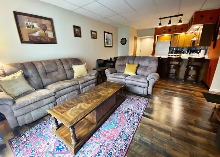 Апартаменты Center Hill Country Mount Carroll