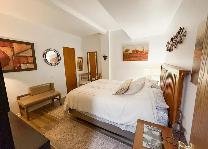 Апартаменты Center Hill Country Mount Carroll
