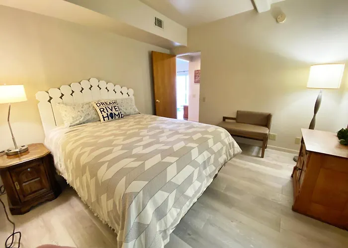 Апартаменты Center Hill Country