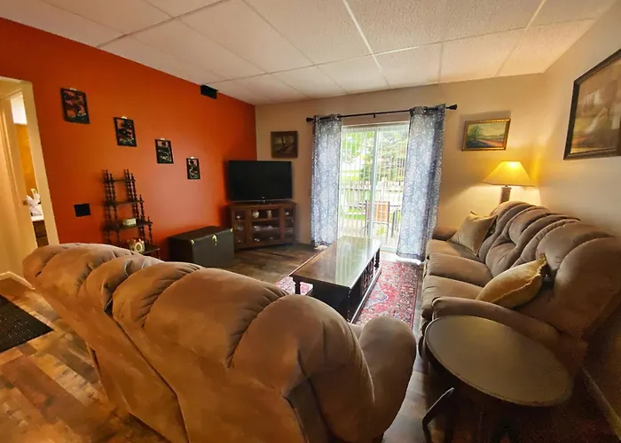 Апартаменты Center Hill Country Mount Carroll
